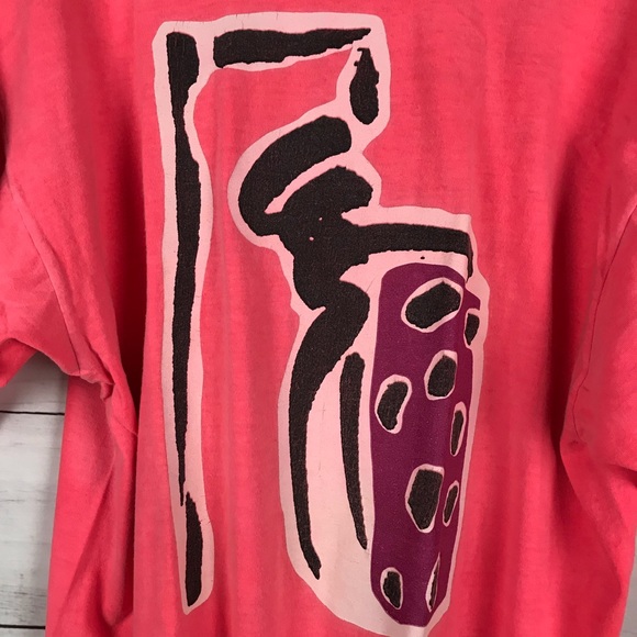 Vintage 1990s RARE Nike Art T-Shirt - Picture 4 of 8